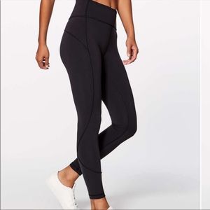 Lulu In Movement tight - size 8